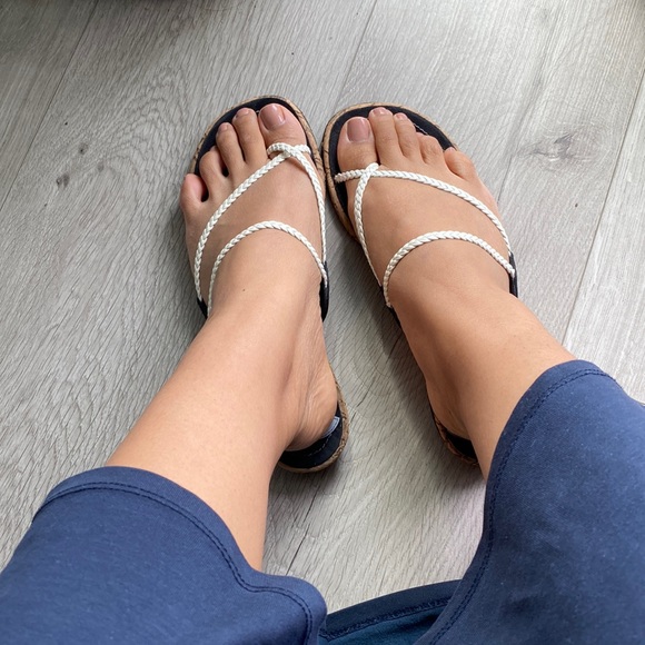 Chanel *Authentic* Woven Strap Flip Flop Toe Loop Cork Sandals Size Euro 38.5 - Picture 8 of 8